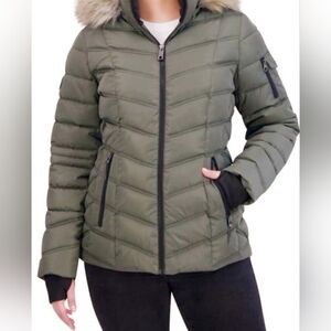 Nautica Puffer Coat with Removable Hood Size M
